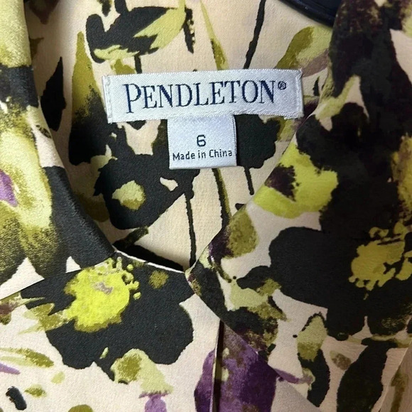 PENDLETON silk floral oversized blouse,size 6 ( Ptp 19”) med/Large  Y2K   EC - Picture 5 of 12